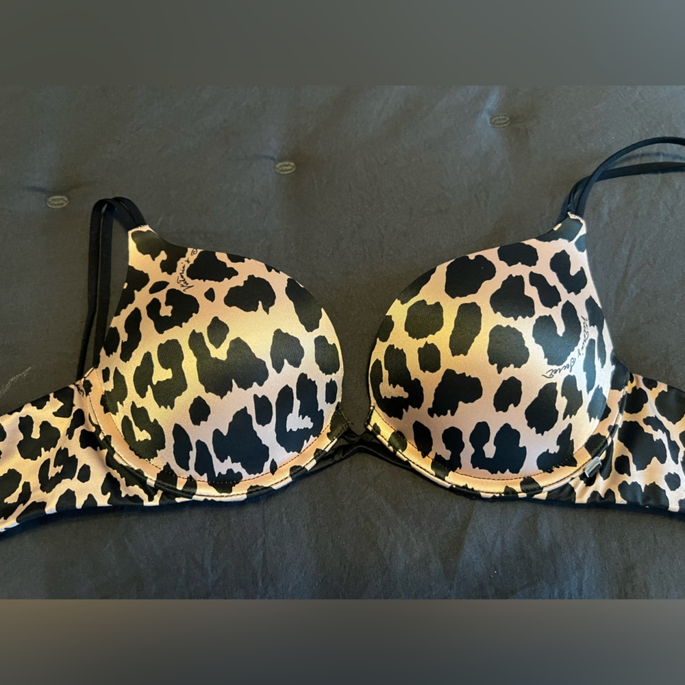 Victoria Secret Very Sexy Bra 32A